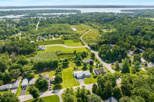 000 S Bayshore Dr, Elk Rapids, MI, 49629 | Card Image