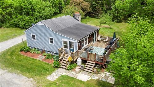 935 Shaftsbury Hollow Rd, North Bennington, VT, 05257-9608 | Card Image