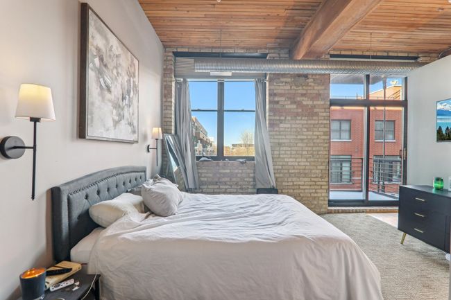 APT-207 - 2911 N Western Ave, Condo with 2 bedrooms, 2 bathrooms and 1 parking in CHICAGO IL | Image 16