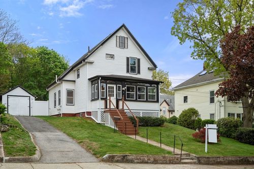 109 Pine Grove Ave, Lynn, MA, 01904-2833 | Card Image
