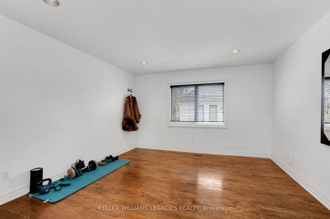 360 Conservation Dr, House other with 6 bedrooms, 4 bathrooms and 8 parking in Brampton ON | Image 32