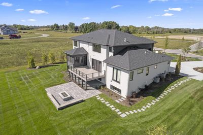 4770 Westridge Drive, House other with 6 bedrooms, 6 bathrooms and null parking in Brookfield WI | Image 3