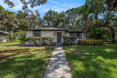 780 28th Ave S, ST PETERSBURG, FL, 33705-3631 | Card Image