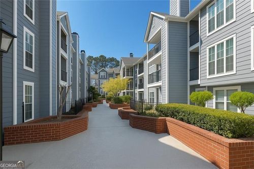 424 Granville Ct, Atlanta, GA, 30328-3439 | Card Image