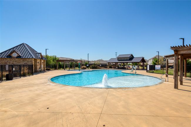 4512 Hiddenite Rd, House other with 4 bedrooms, 2 bathrooms and null parking in Aubrey TX | Image 31