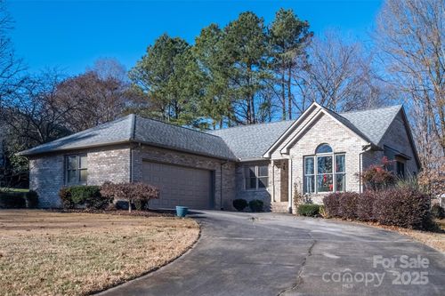 18-406 Vincent Ct, Salisbury, NC, 28146-7077 | Card Image