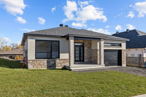 41 Forrester Way, Long Sault, ON, K0C1P0 | Card Image