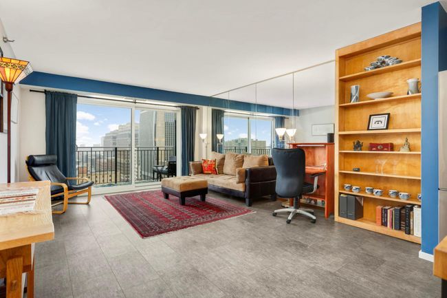 open concept living/kitchen | Image 5