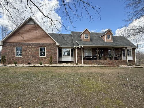 105 Sky St, Lafayette, TN, 37083-3145 | Card Image