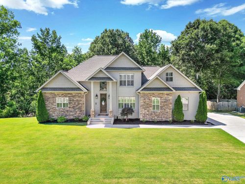 503 Meadowview Dr Ne, Hartselle, AL, 35640-1623 | Card Image
