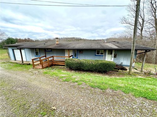 550 Rocky Point Rd, Fleming, OH, 45729-5260 | Card Image