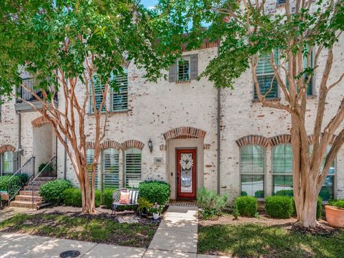 1901 Desoto Dr, Mckinney, TX, 75072-5527 | Card Image