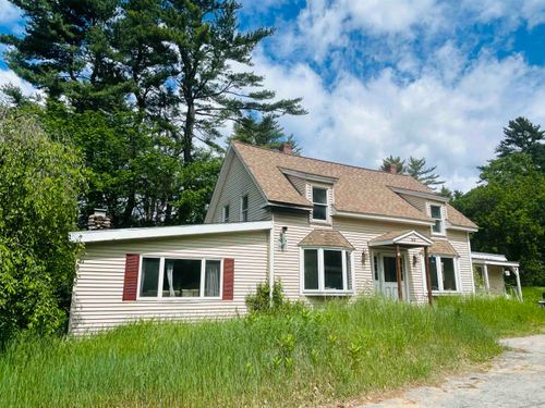 32 E Lull Pl, New Boston, NH, 03070-3501 | Card Image