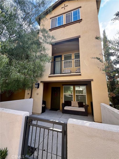 unit-13-1570 W 1st St, Santa Ana, CA, 92703-6308 | Card Image