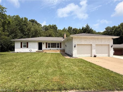 240 Winkler Dr, Wooster, OH, 44691-1643 | Card Image