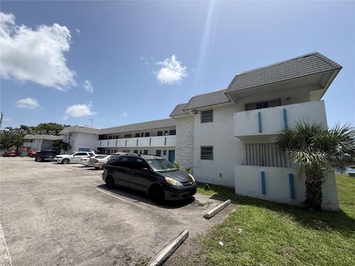 1517-19051 Ne 2nd Ave, Miami, FL, 33179-3767 | Card Image