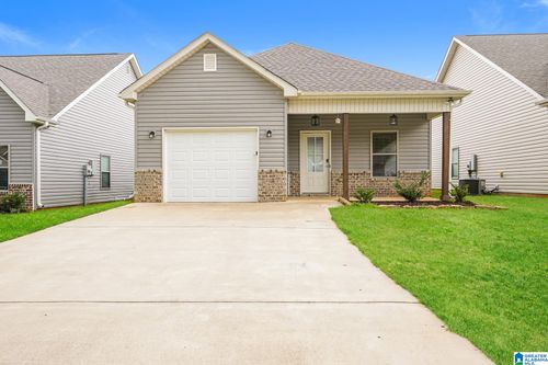 154 Park Dr N, Clanton, AL, 35045-3943 | Card Image