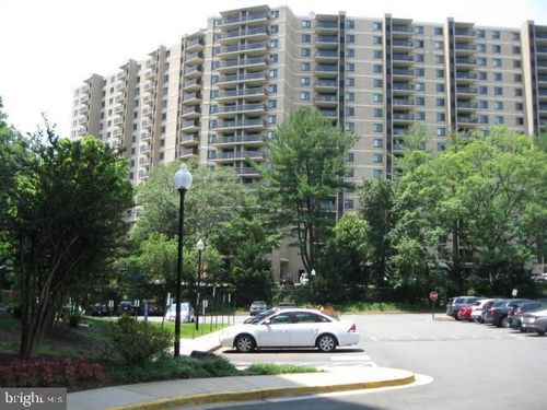 apt-1605-309 Yoakum Pkwy, ALEXANDRIA, VA, 22304-3908 | Card Image