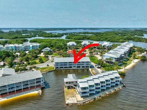 d5-82 2nd St, Cedar Key, FL, 32625-5110 | Card Image