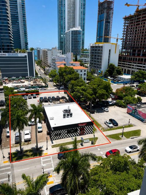 3023 Biscayne Blvd, Miami, FL, 33137-4123 | Card Image
