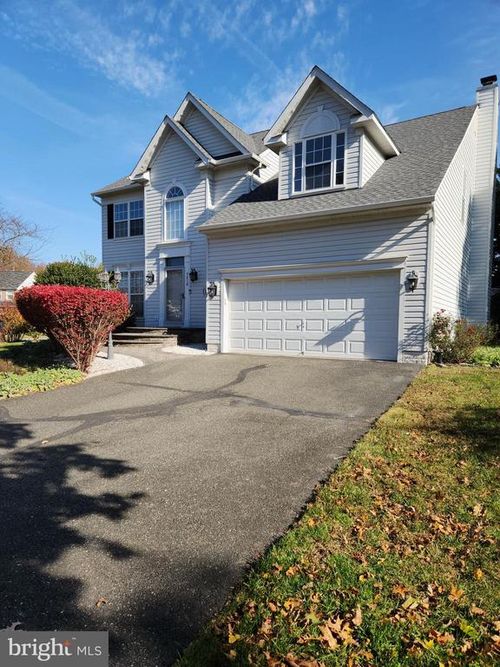 7216 Purple Avens Ave, UPPER MARLBORO, MD, 20772-6310 | Card Image