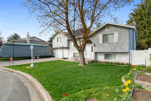 85 S 1170 E, Logan, UT, 84321-4975 | Card Image