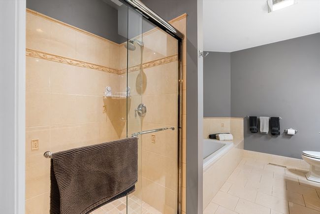 UNIT-19 - 287 Langley Rd, Condo with 3 bedrooms, 4 bathrooms and 2 parking in Newton MA | Image 14