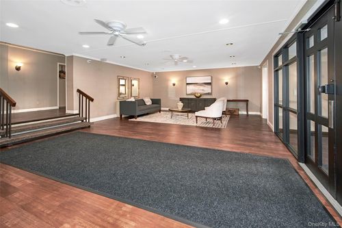 apt-4v-480 Halstead Ave, Harrison, NY, 10528-3813 | Card Image