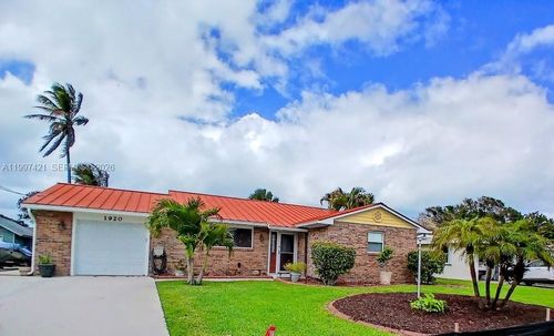 1920 Eucalyptus Ave, Hutchinson Island, FL, 34949-3411 | Card Image