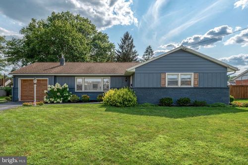 170 Hershey Dr, MANHEIM, PA, 17545-1222 | Card Image