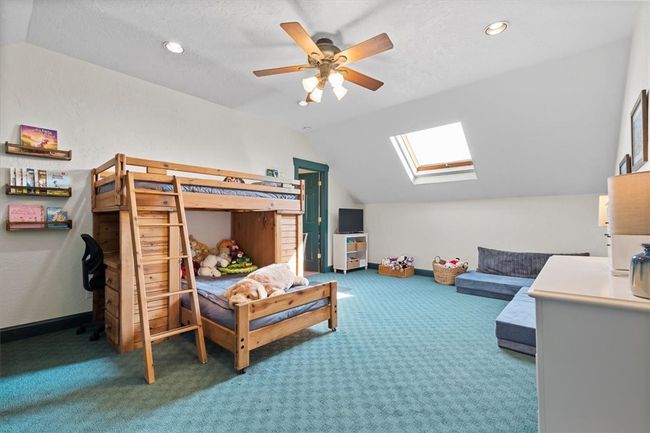 1308 Logan Rd, House other with 5 bedrooms, 4 bathrooms and 4 parking in Gibsonia PA | Image 28