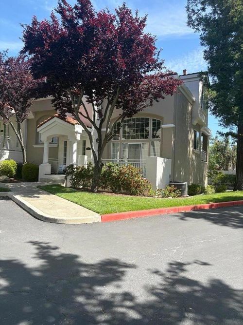 7013 Silver Fox Dr, San Jose, CA, 95120-3129 | Card Image