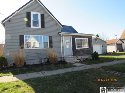 113 S Martin St, Dunkirk, NY, 14048-1346 | Card Image