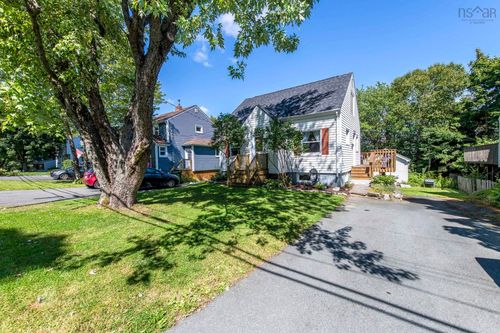 50 Fenwood Rd, Halifax, NS, B3N1G8 | Card Image