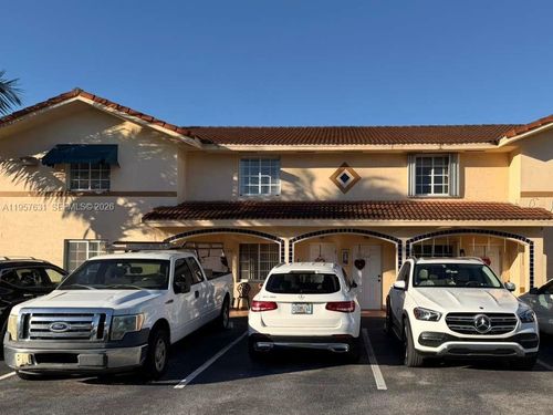 apt-201-10017 W Okeechobee Rd, Hialeah Gardens, FL, 33016-3137 | Card Image