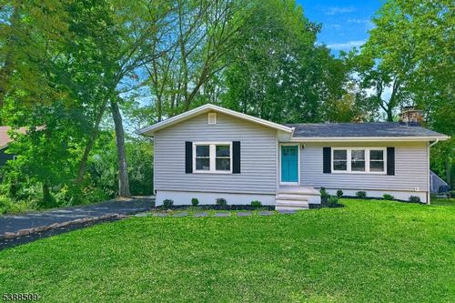6 Tamarack Trl, Hardyston, NJ, 07460-1219 | Card Image