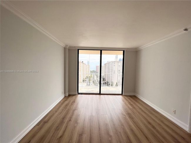 APT-1910 - 290 174 Th St, Condo with 2 bedrooms, 2 bathrooms and null parking in Sunny Isles Beach FL | Image 11