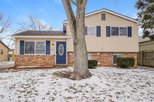 1571 Kerryglen Dr, Galloway, OH, 43119-9038 | Card Image