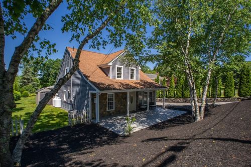 57 Shirley Rd, Shrewsbury, MA, 01545-1727 | Card Image