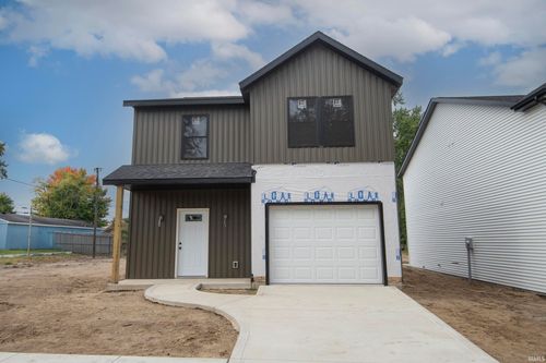 1525 El Reno St, Elkhart, IN, 46516 | Card Image