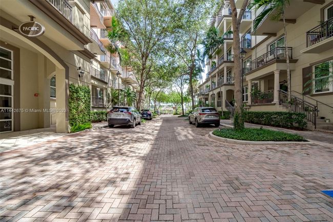 APT-305 - 2633 Ne 14 Th Ave, Condo with 2 bedrooms, 2 bathrooms and null parking in Wilton Manors FL | Image 29