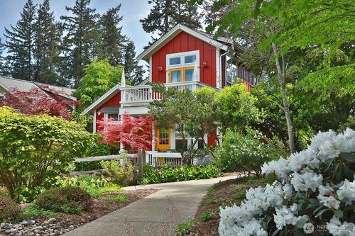1037 Highview St, Langley, WA, 98260-8681 | Card Image