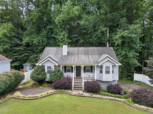 72 Victorian Cir, Dallas, GA, 30157-5665 | Card Image