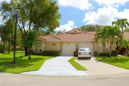 6387 Long Key Ln, Boynton Beach, FL, 33472-2375 | Card Image