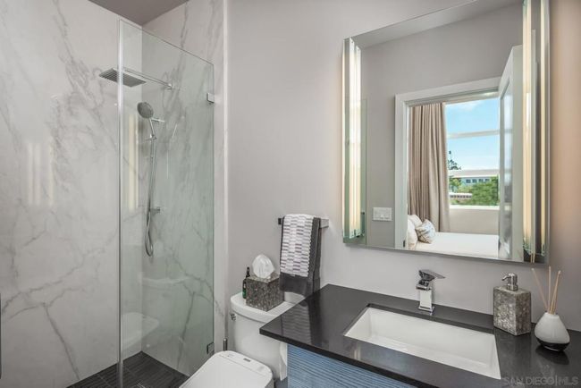 2687 State St, Condo with 2 bedrooms, 3 bathrooms and 2 parking in Carlsbad CA | Image 20