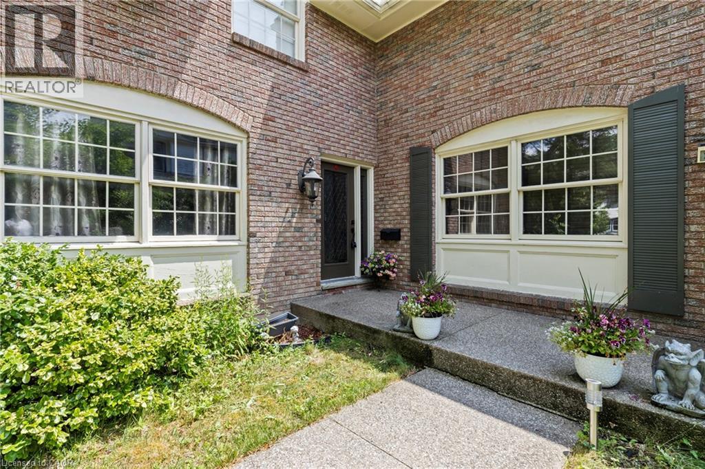 Residential in Welland 4