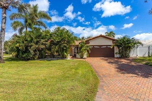1200 80th St S, ST PETERSBURG, FL, 33707-2721 | Card Image