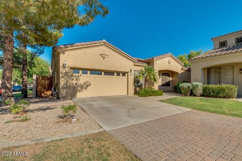 2037 W Periwinkle Way, Chandler, AZ, 85248-4271 | Card Image