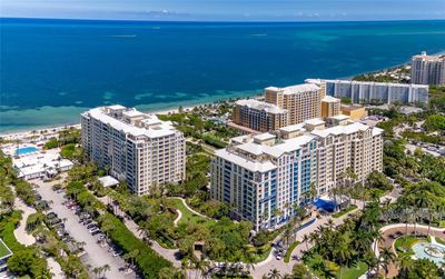 606 - 430 Grand Bay Dr, Condo with 4 bedrooms, 4 bathrooms and null parking in Key Biscayne FL | Image 1