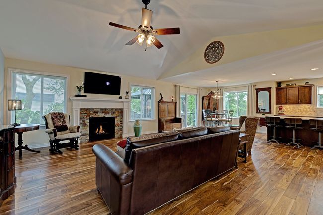 679 Pheasant Ridge Dr, House other with 3 bedrooms, 3 bathrooms and null parking in Ortonville MI | Image 6
